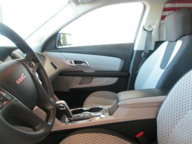 GMC Terrain 2012 photo 2