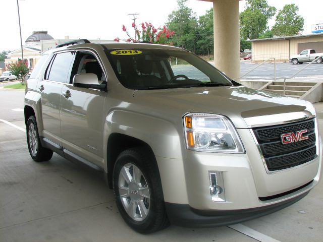 GMC Terrain 2013 photo 2