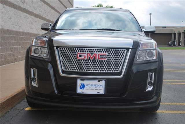 GMC Terrain 2013 photo 2