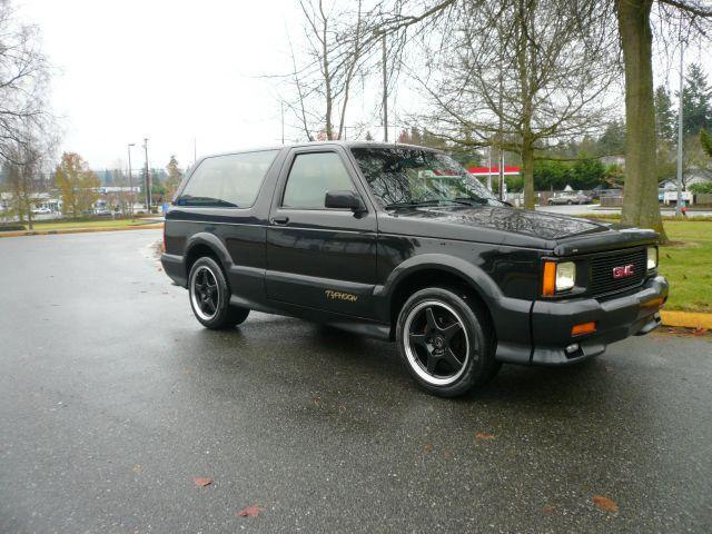 GMC Typhoon 1993 photo 4