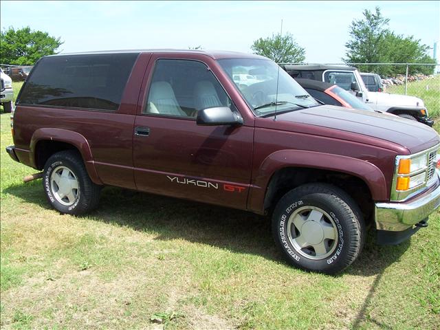 GMC Yukon 1994 photo 1