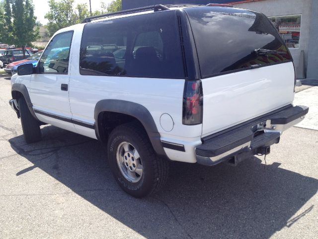 GMC Yukon 1994 photo 3