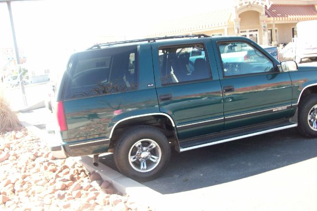 GMC Yukon 1995 photo 3