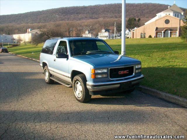 GMC Yukon 1996 photo 1