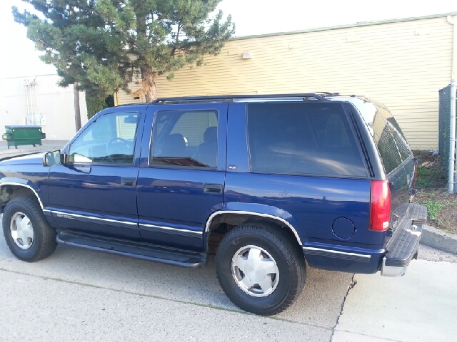 GMC Yukon 1996 photo 1