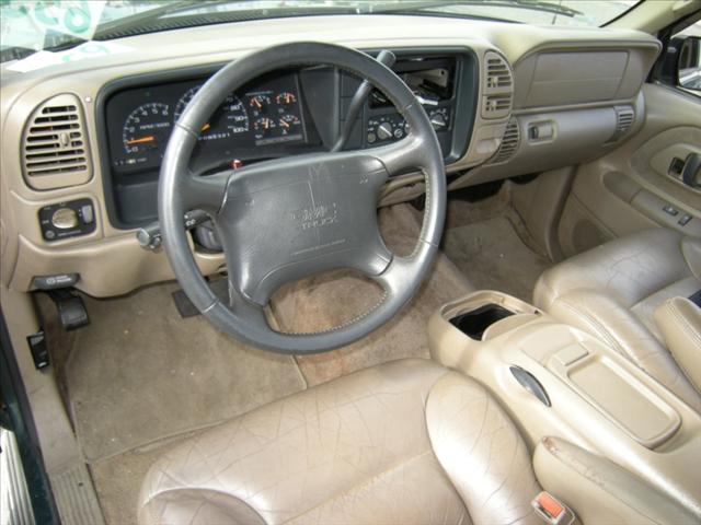 GMC Yukon 1997 photo 2