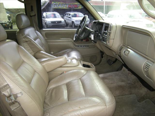 GMC Yukon 1997 photo 3