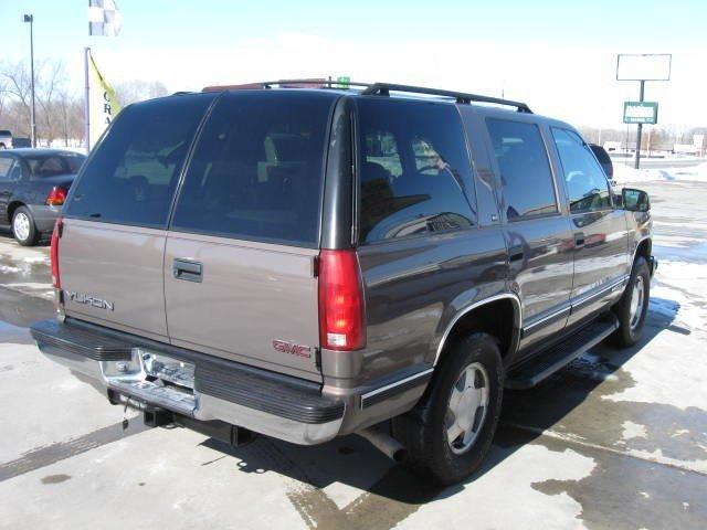 GMC Yukon 1998 photo 3