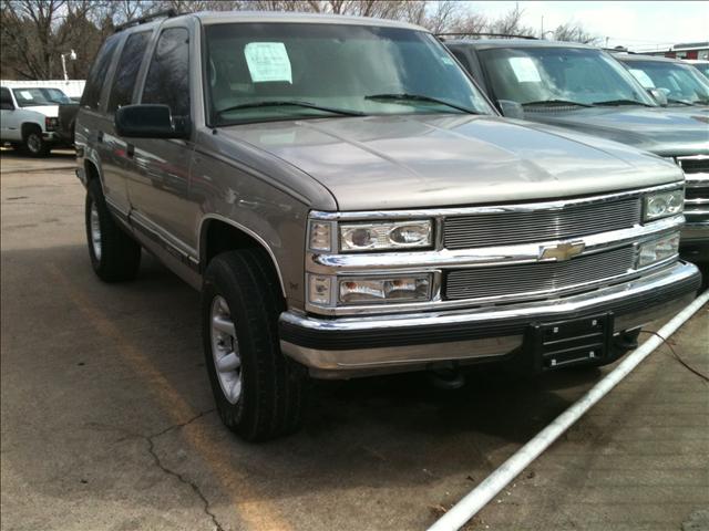 GMC Yukon Autobahn Sport Utility