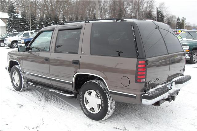 GMC Yukon SLT Sport Utility