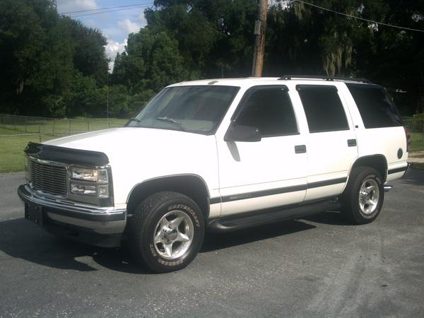 GMC Yukon Autobahn Sport Utility