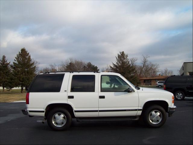 GMC Yukon SLT Sport Utility