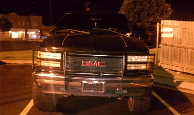 GMC Yukon 1998 photo 1