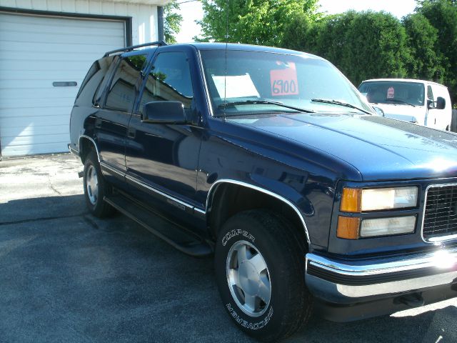 GMC Yukon 1999 photo 3