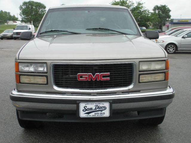 GMC Yukon 1999 photo 12