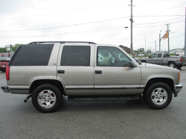 GMC Yukon 1999 photo 17