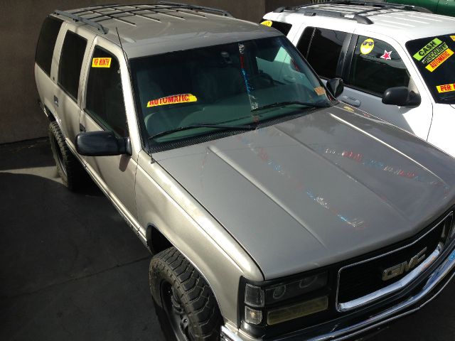 GMC Yukon 1999 photo 14