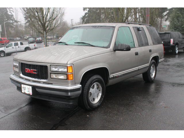 GMC Yukon 1999 photo 3