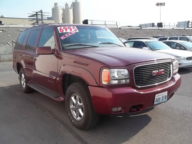 GMC Yukon 1999 photo 3