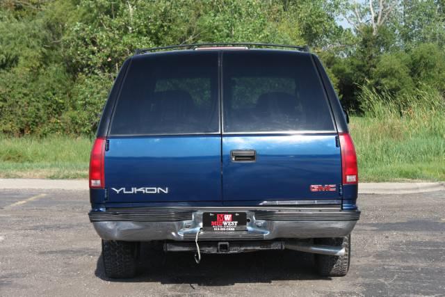 GMC Yukon 1999 photo 5