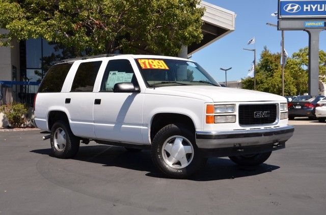 GMC Yukon 1999 photo 1