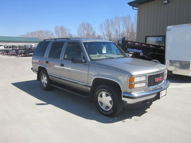 GMC Yukon 1999 photo 3