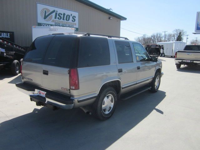 GMC Yukon 1999 photo 8