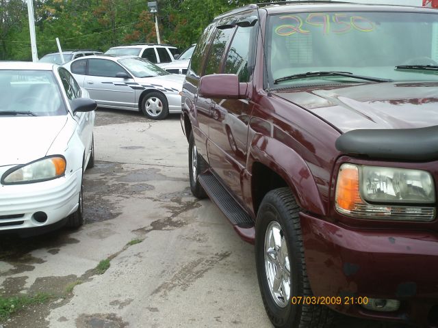 GMC Yukon 1999 photo 1