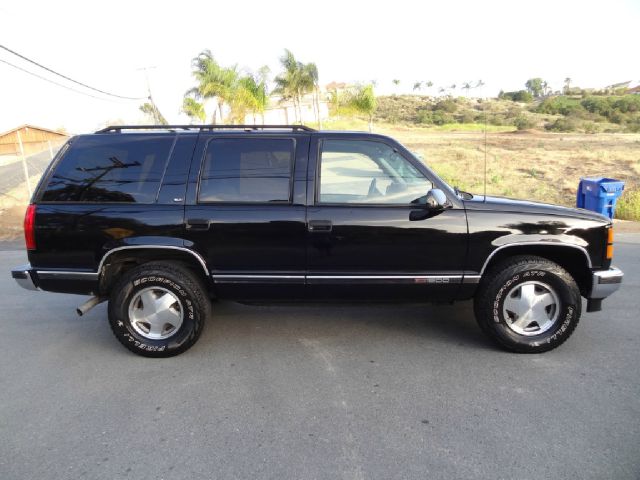 GMC Yukon 1999 photo 24