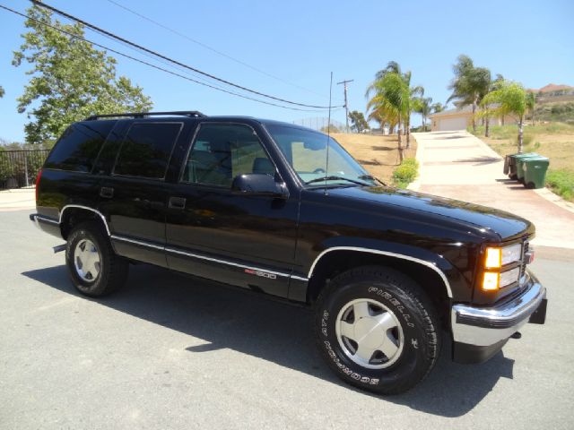 GMC Yukon 1999 photo 32