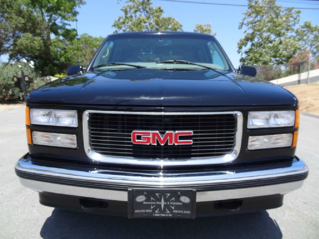 GMC Yukon 1999 photo 16