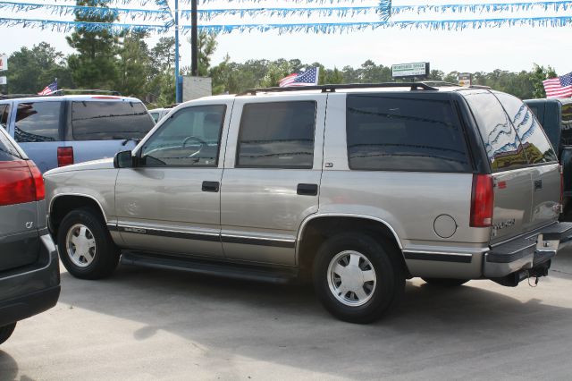 GMC Yukon 1999 photo 3