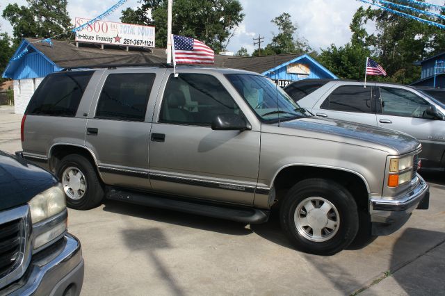 GMC Yukon 1999 photo 4