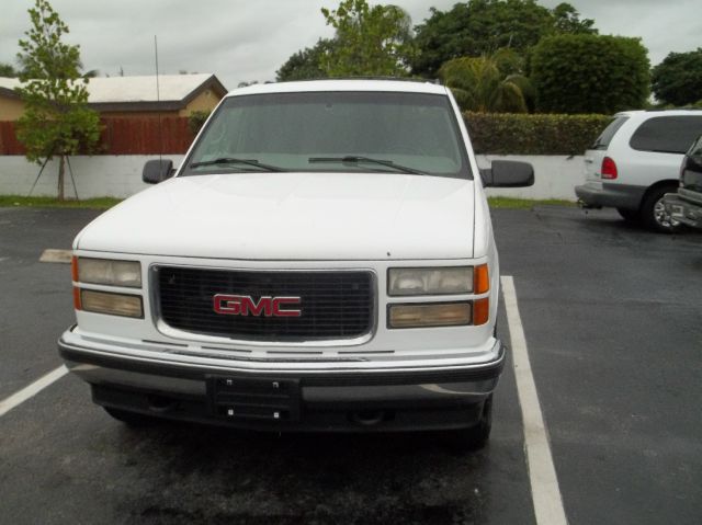 GMC Yukon 1999 photo 6