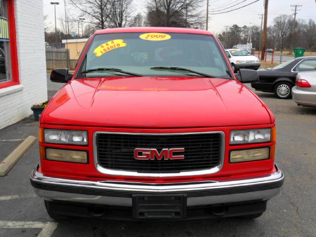 GMC Yukon 1999 photo 2