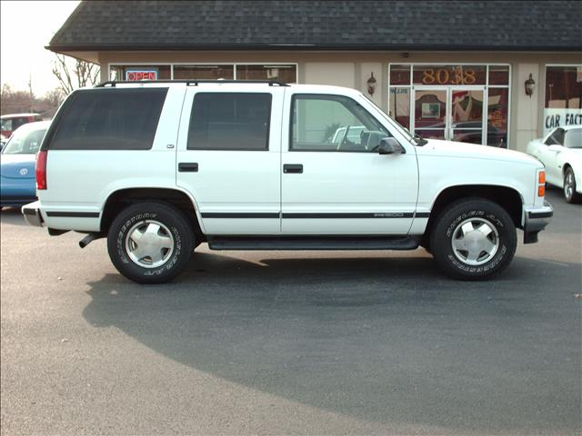 GMC Yukon 1999 photo 5