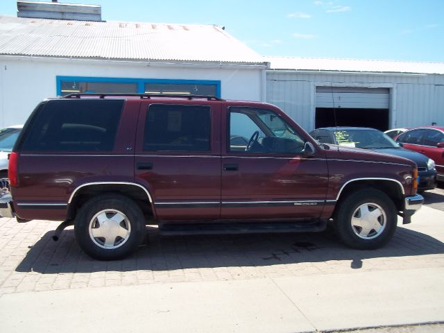 GMC Yukon 1999 photo 3