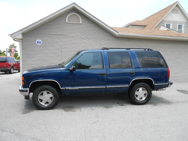 GMC Yukon 1999 photo 3