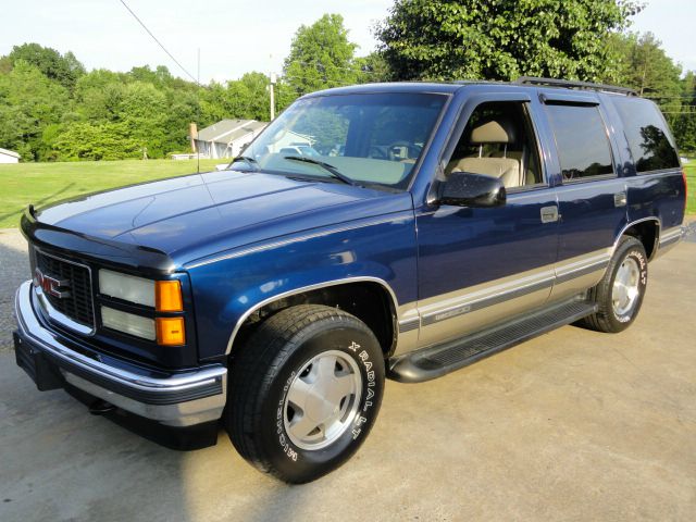 GMC Yukon 1999 photo 22