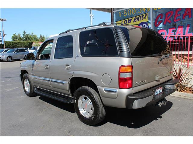 GMC Yukon 2000 photo 2