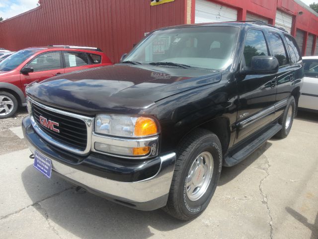 GMC Yukon 2000 photo 1