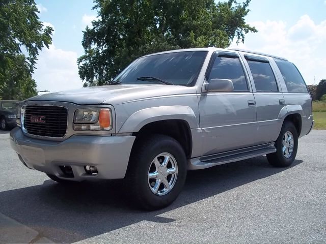 GMC Yukon 2000 photo 4