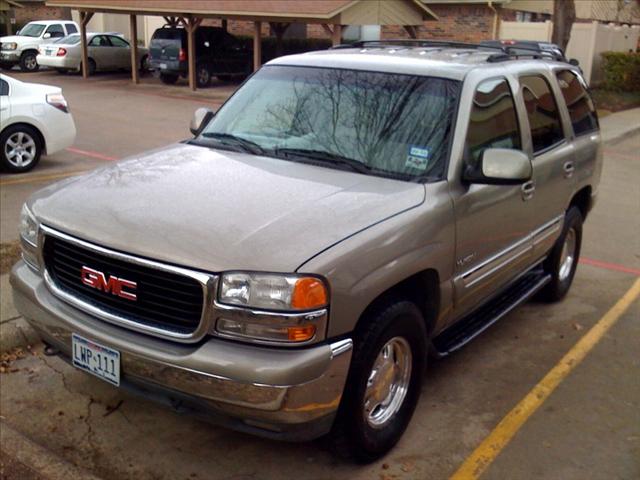 GMC Yukon 2000 photo 1