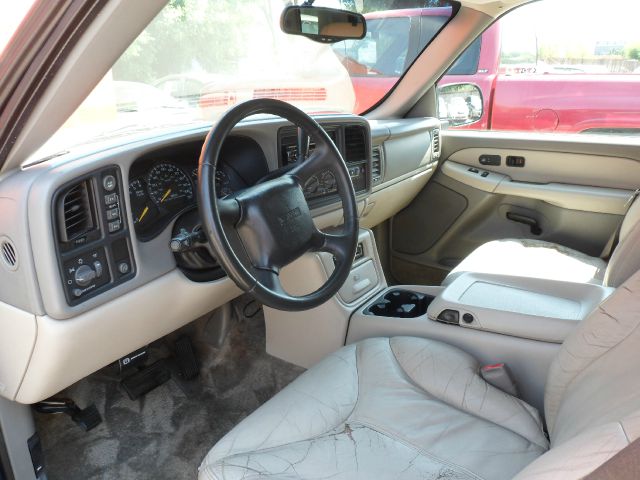 GMC Yukon 2000 photo 3