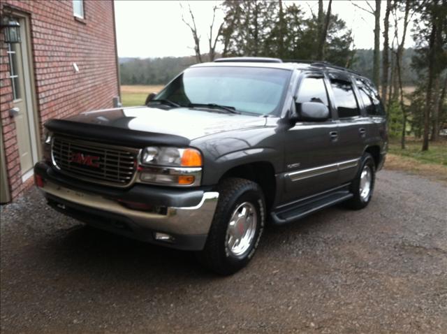 GMC Yukon 2000 photo 3