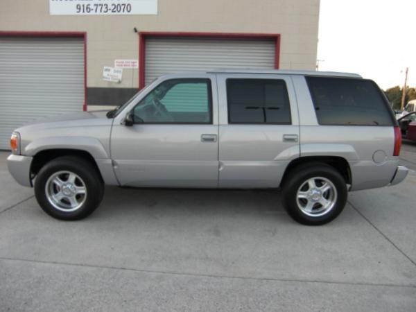 GMC Yukon 2000 photo 3