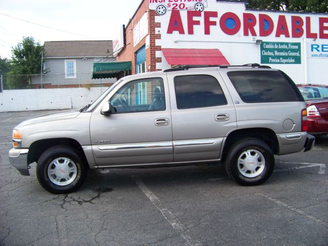 GMC Yukon 2000 photo 1