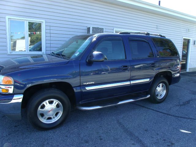 GMC Yukon 2000 photo 1