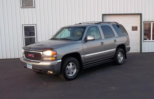 GMC Yukon 2000 photo 1