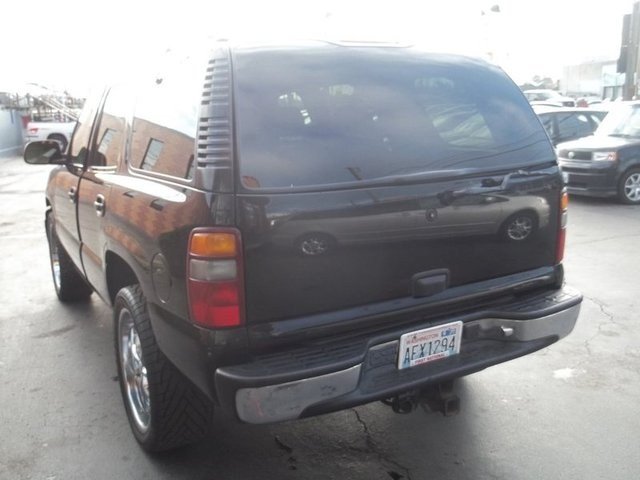 GMC Yukon 2001 photo 3